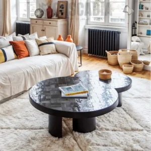 Duo de tables basses artisanales en zellige noir et fer, design contemporain marocain